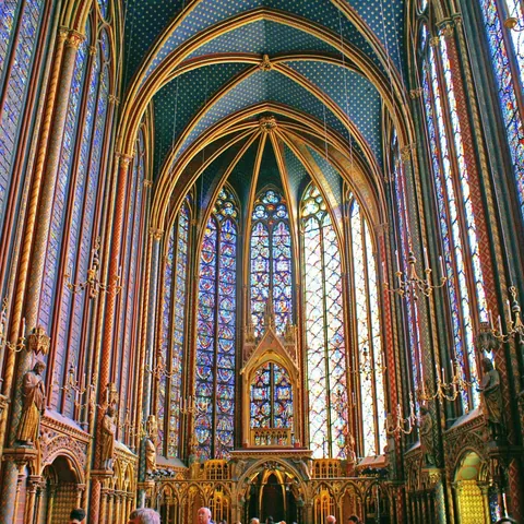 Interior Sainte Chapelle de París