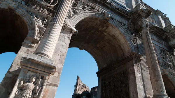Detalle del Arco de Constantino en Roma