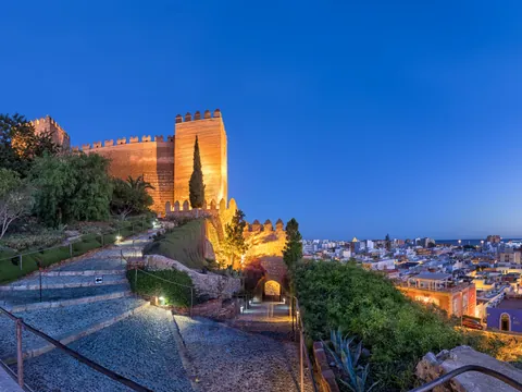 Free tour nocturno por Almería