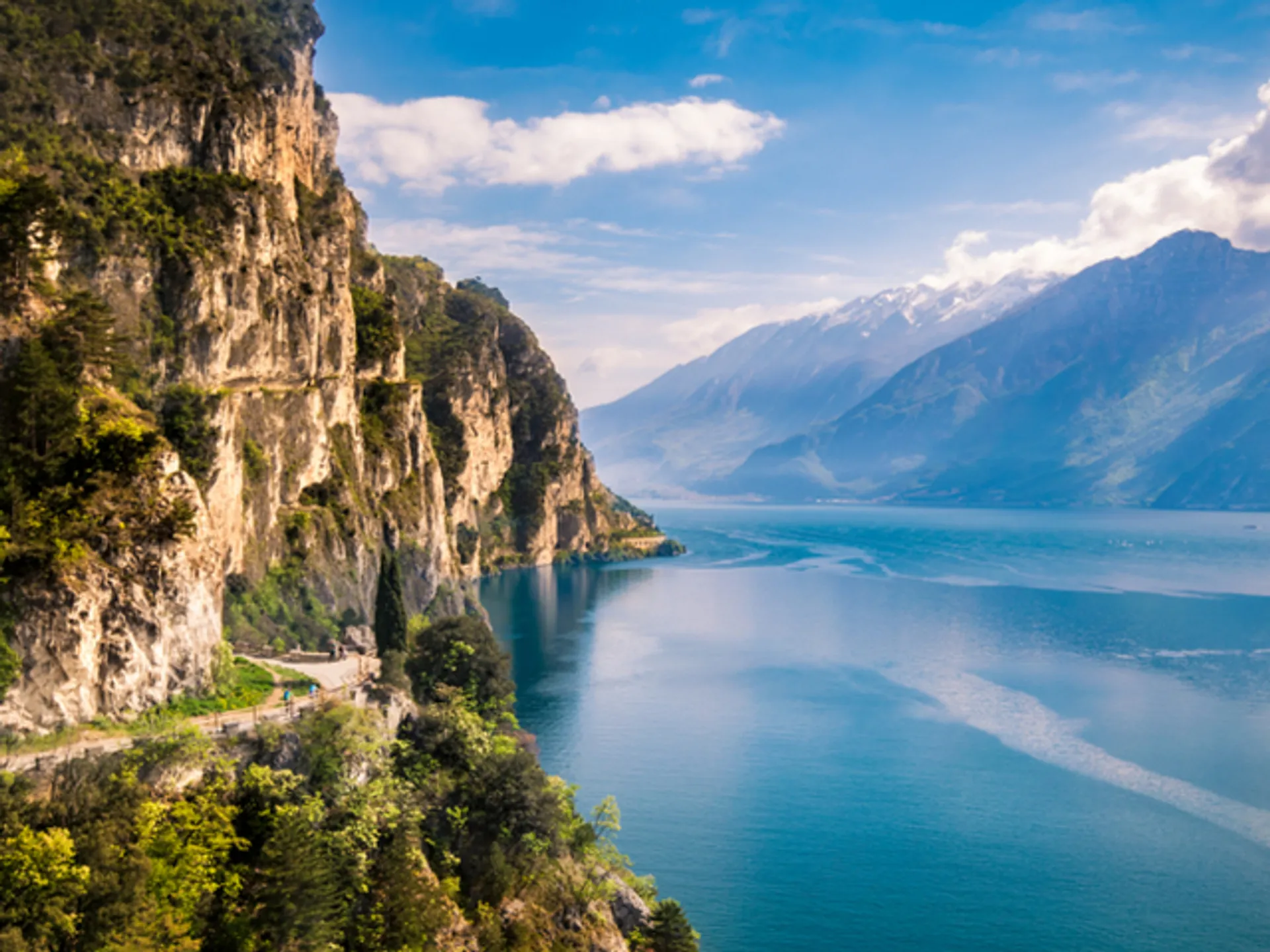 Lago Garda -Los sitios más espectaculares de Italia- Buendía Tours
