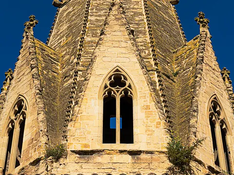 En el free tour del legado de las brujas también conocerás las iglesias y arquitectura característica del centro histórico.
