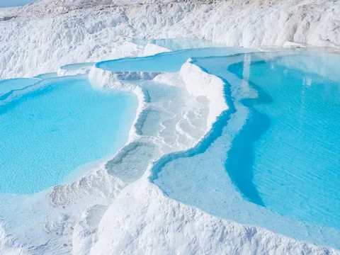 Las piscinas de Pamukkale son una delicia para todos los sentidos.