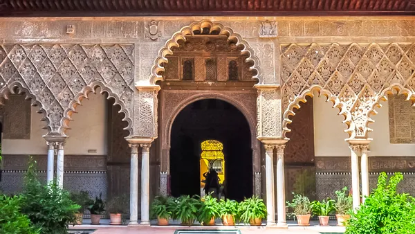 Tours a pie y visitas guiadas en Sevilla para descubrir su historia sin perder tiempo