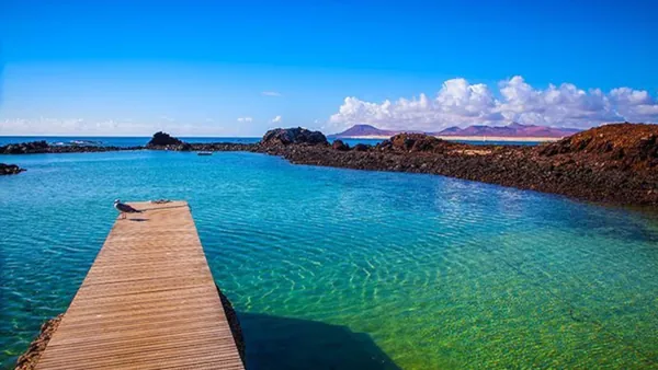 Las piscinas naturales de Isla de Lobos son de lo mejor para ver en tu visita.