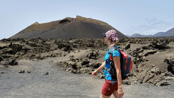 Ruta Buggy Road Trip Lanzarote Senderismo Trekking Volcan Cuervo Puerto del Carmen Canarias