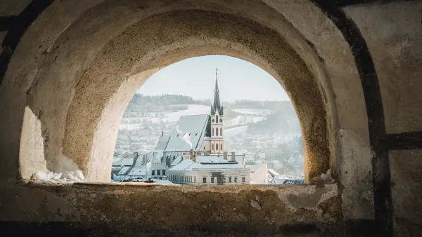 Pueblo histórico de Český Krumlov al amanecer, República Checa
