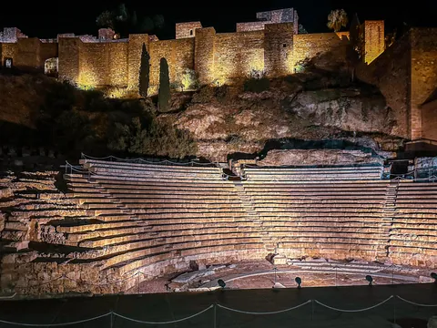 Teatro Romano Iluminado Málaga free tour nocturno