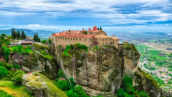 excursión Meteora desde Atenas español Tren Monasterios Grecia