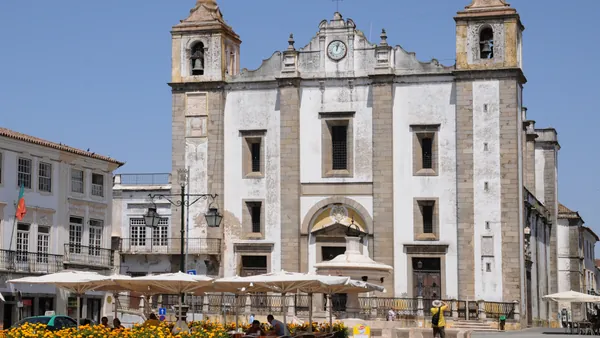 La Plaza de Giraldo, una de las más icónicas de la ciudad.