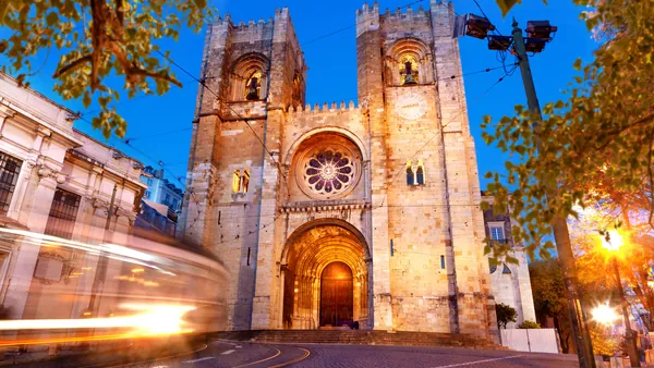Catedral de Lisboa al atardecer