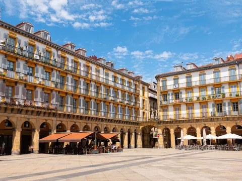 Plaza Constitucion San Sebastian free tour
