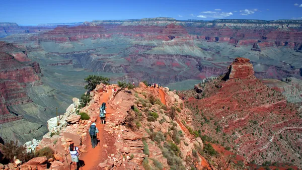 excursión Ladera Oueste Gran cañón desde las Vegas Sky Walk visita guiada español Nevada Colorado