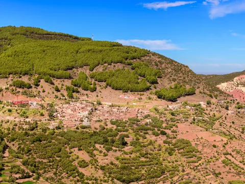 Vista del pueblo de Ait Ben Barka en el valle de Toufliht, Marruecos