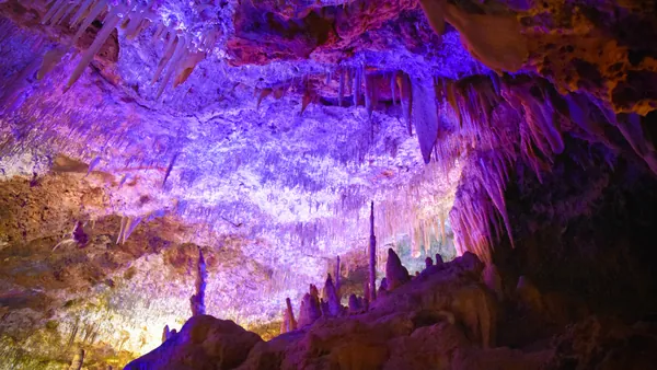 Techo de las Cuevas del Hams en Mallorca