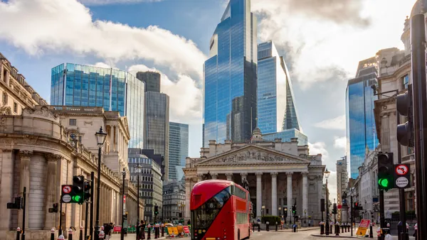 royal-exchange-la-city-londres-tour-completo_0.jpg