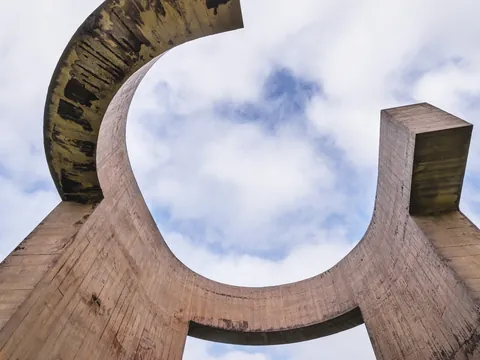 Escultura Elogio del Horizonte en Gijón