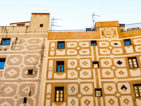 Fachadas decoradas del barrio del Born en Barcelona.