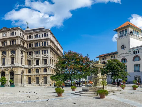 plaza-san-francisco-asis.jpg