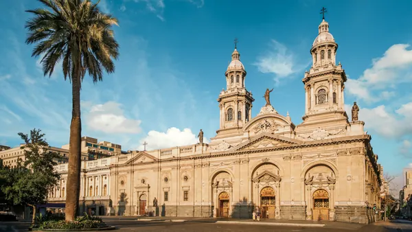 Plaza de Armas de Santiago de Chile, punto clave de muchos hechos históricos del país.