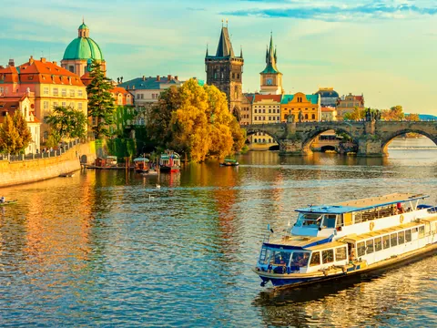 Vista Praga río crucero de una hora por el río moldava excursiones y actividades en Praga