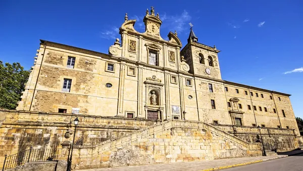 Qué hacer en Villafranca del Bierzo entre patrimonio histórico, Camino de Santiago y escapadas tranquilas