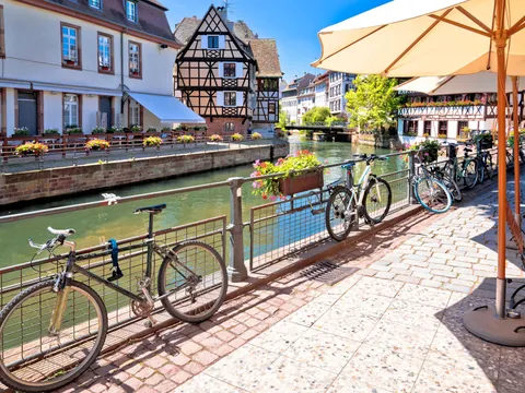 Canal de la ciudad de Estrasburgo, uno de los rincones más bellos de Europa.