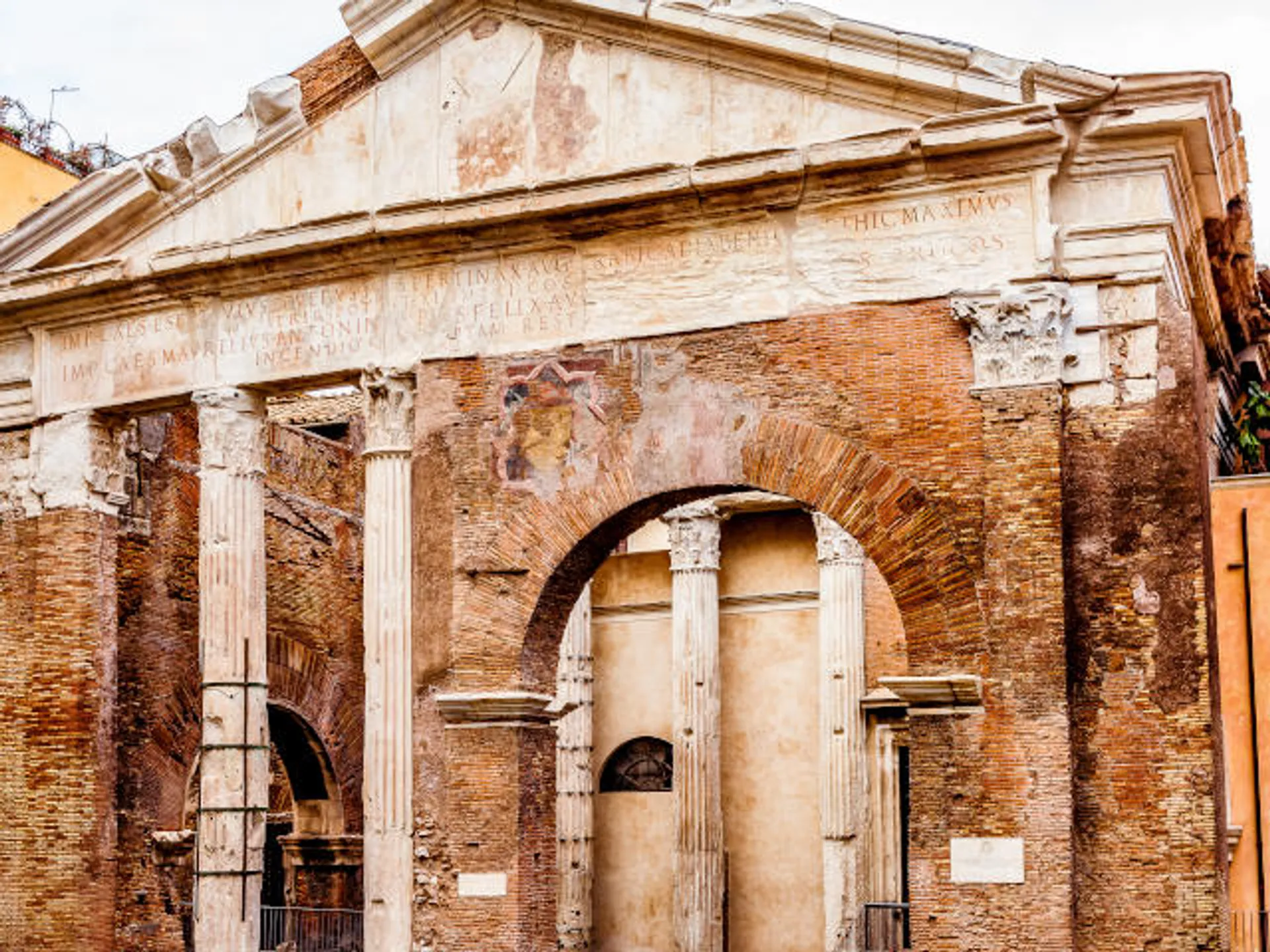 Pórtico de Octavia Barrio judío de Roma Buendía Tours