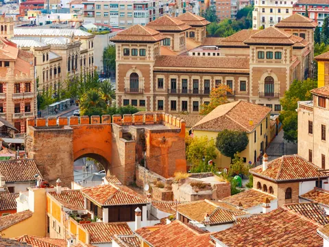free tour Granada Imprescindible visita guiada gratis