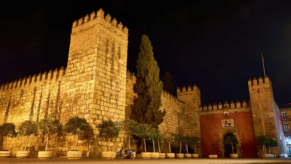 visita Sevilla noche Ruta Nocturna Santa Cruz