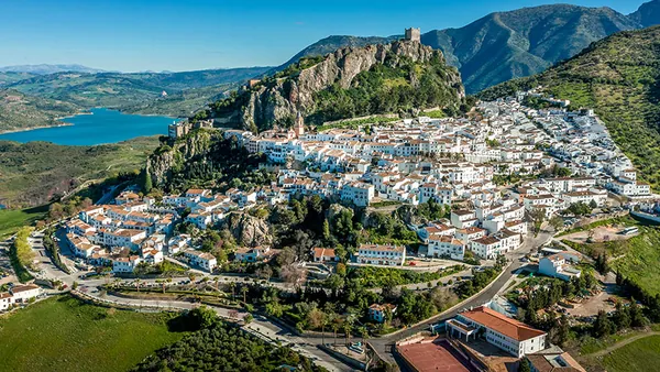 Tour a los Pueblos Blancos y Ronda desde Sevilla