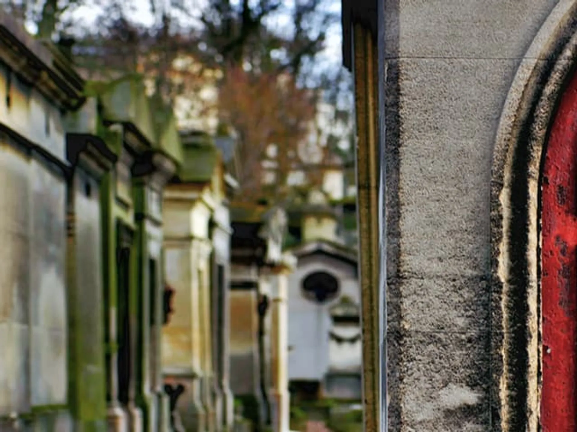 Cementerio Pére Lachaise en París-Planes Gratis en París-Qué hacer en París-Planes en París-Guías de Viaje Buendía Tours