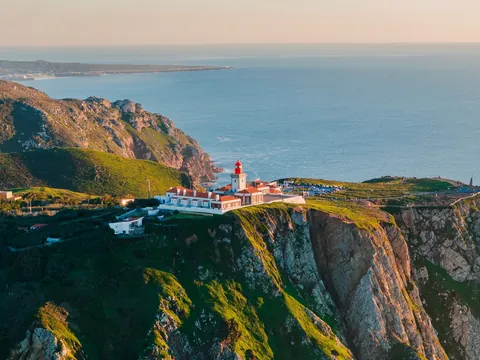 Faro del Cabo da Roca, cerca de Sintra, Portugal