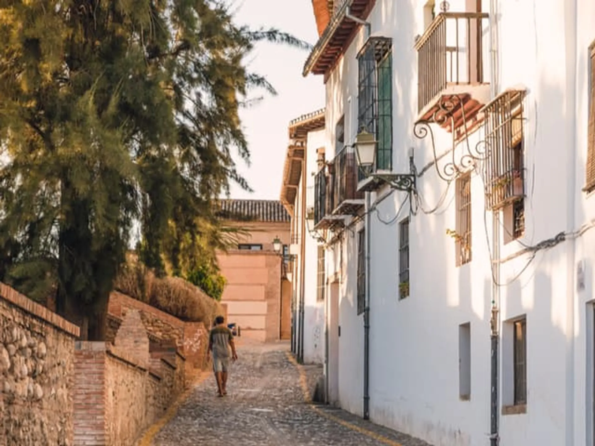 Palacio Bibataubin y el Barrio del Albaicín en GranadaPalacio de Bibataubín - Qué ver en Granada - Guía de viaje Granada - Buendía Tours