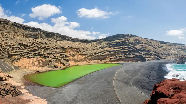 excursión Lanzarote desde Fuerteventura Timanfaya barco Lago Verde Ferry Corrajelo Canarias