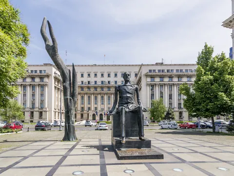 Tour por el Bucarest comunista y entradas al Museo del Comunismo