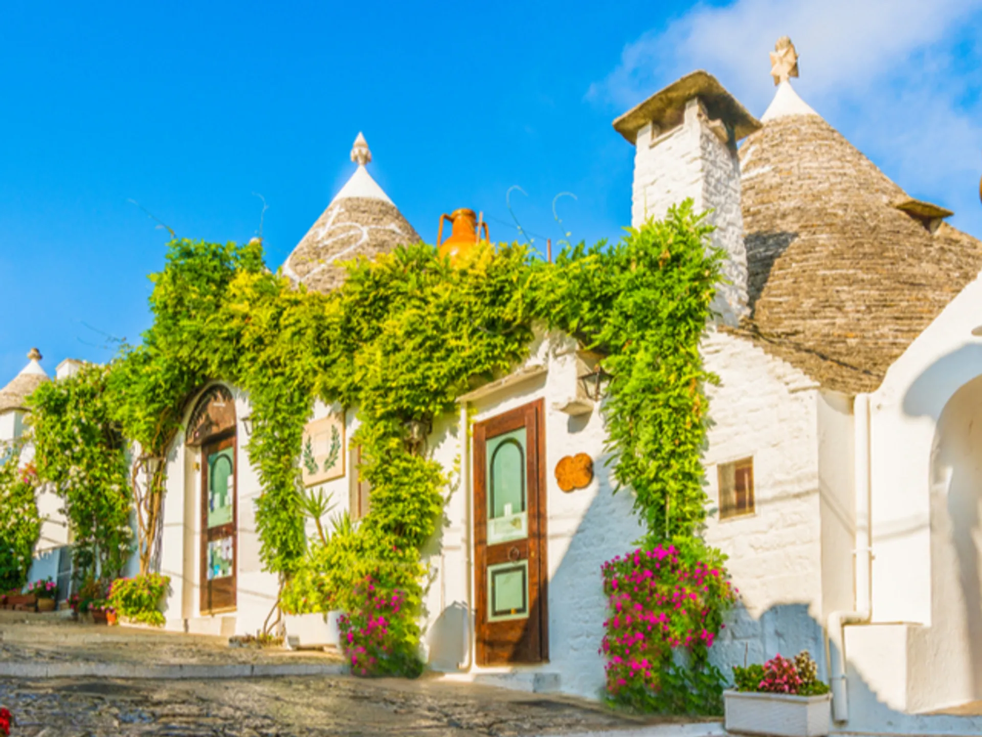 Alberobello -Los sitios más espectaculares de Italia- Buendía Tours