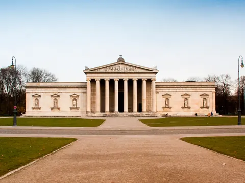 Múnich tournazismo Königsplatz