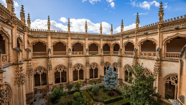 El Monasterio de San Juan de los Reyes en Toledo, fundado por los Reyes Católicos.