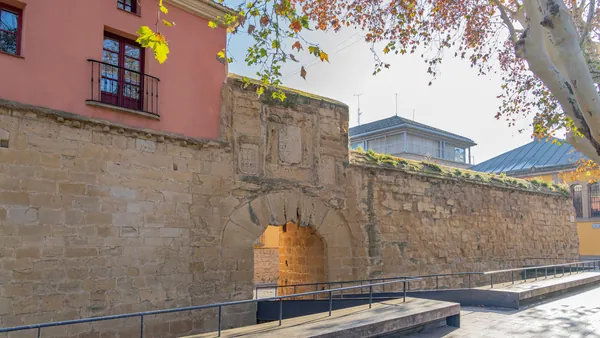 Antigua muralla de Logroño o Cubo de Revellín
