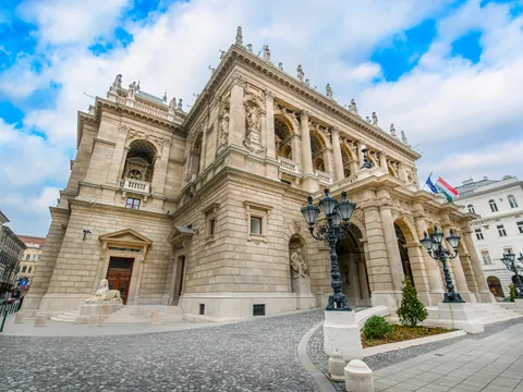 visita-guiada-opera-budapest-fachada.jpg