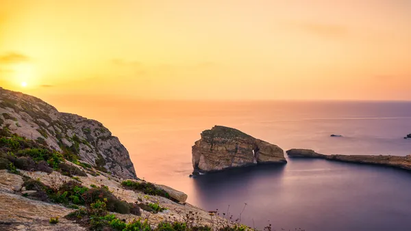 excursion-barco-isla-b lue-lagoon_isla-comino_laguna-azul_crucero_paseo-barco_catamaran_malta_buendia-tours (5).jpg