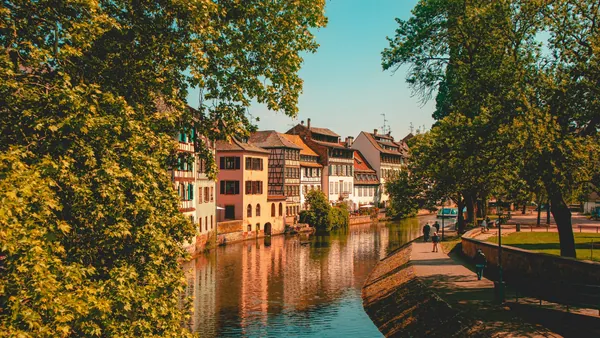 Petite France y río Ill, Estrasburgo, Francia