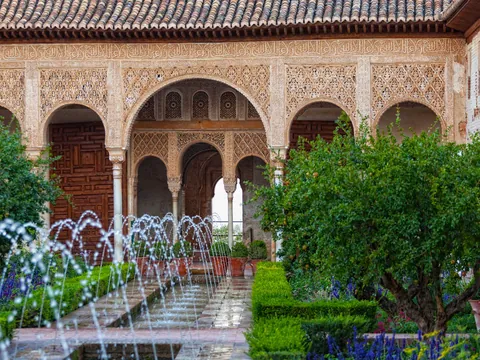 jardines-generalife-visita-alhambra-audioguia-tarjeta-city-pass-granada.jpg
