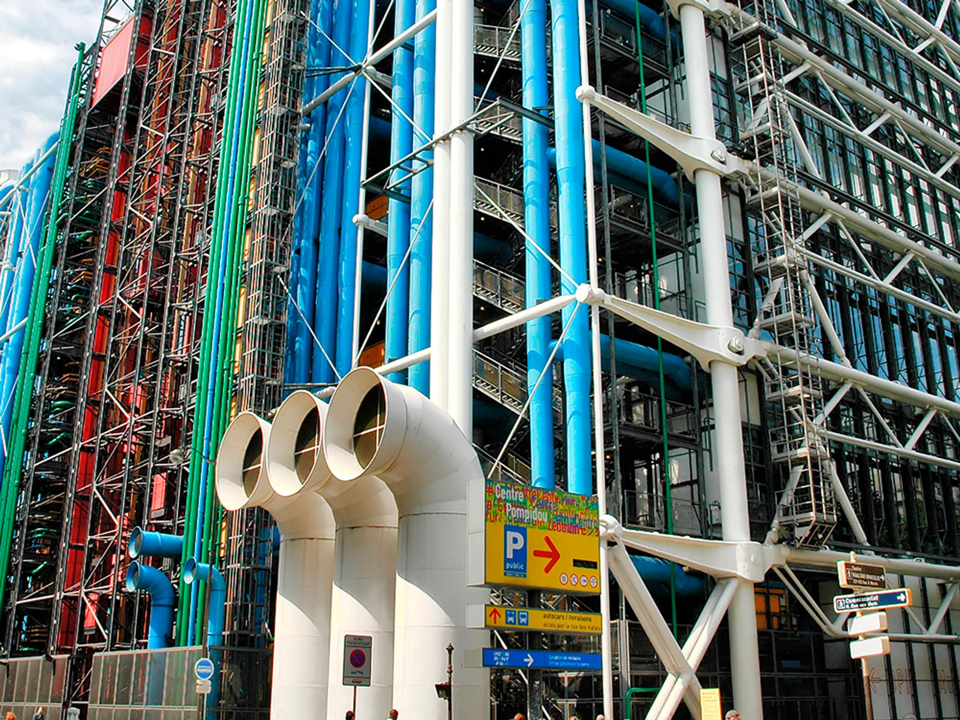 tuberías-fachada-centre-pompidou-buendia-tours