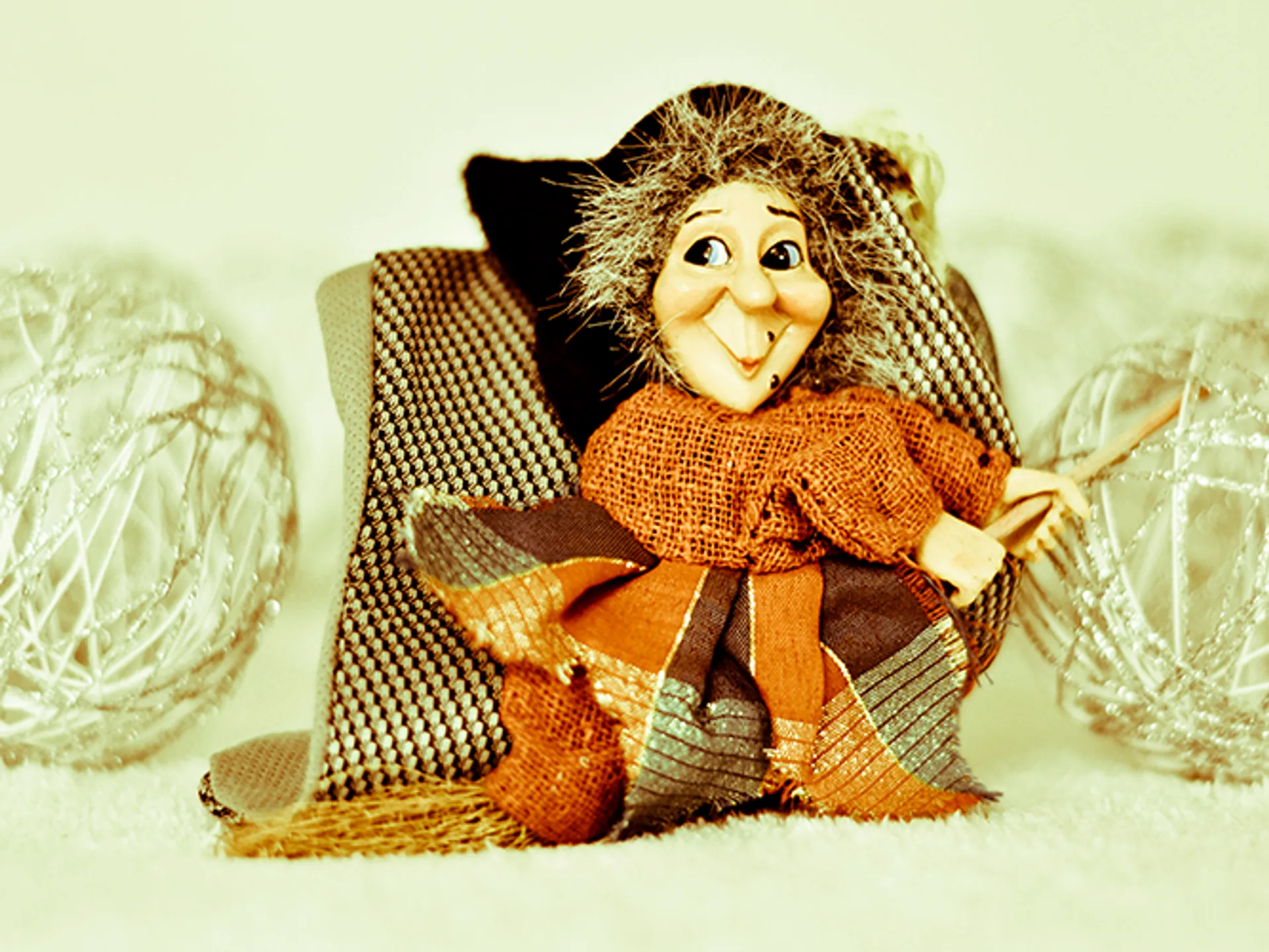 Bruja Befana - La Bruja Befana, símbolo de la Navidad en Italia - Blog - Buendía Tours