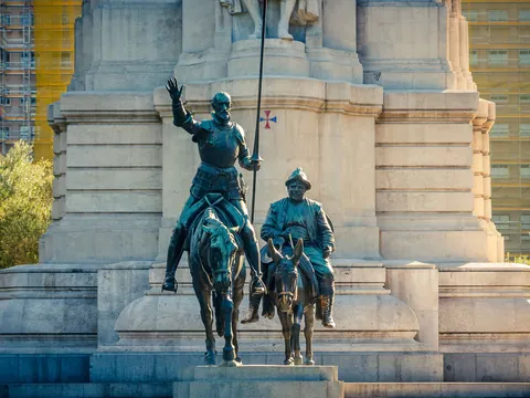 Y cómo no, Don Quijote y Sancho Panza, también estarán presentes en este free tour de las letras por Madrid.