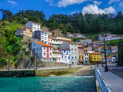 Visita a Cudillero en excursión de buendía, Asturias