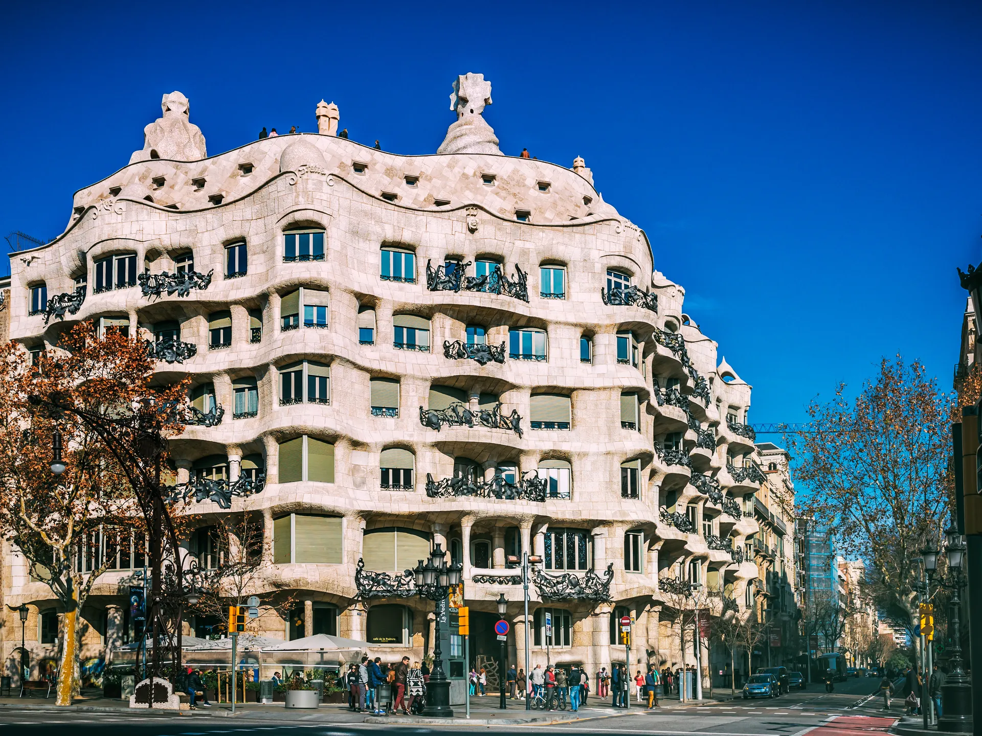 La Pedrera - 15 joyas arquitectónicas de Barcelona - Blog - Buendia Tours