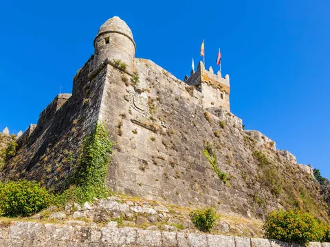 Fortaleza Monterreal Baiona free tour