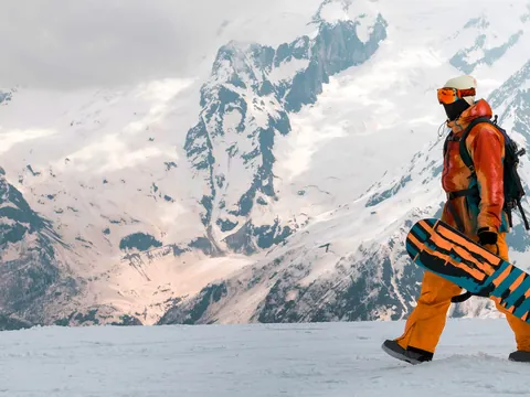 Clase privada con profesor de snowboard en Baqueira